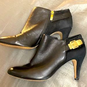 Vince Camuto bootie